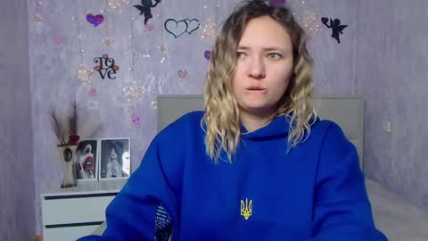 Snapshot of sallyverda chatting on February 26, 2025, 6:54 pm Sally online show from February 26, 2025, 6:54 pm