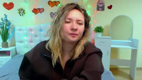 Snapshot of sallyverda chatting on February 27, 2025, 6:42 pm Sally online show from February 27, 2025, 6:42 pm