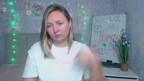 Snapshot of sallyverda chatting on September 8, 2025, 5:56 pm Sally online show from September 8, 2025, 5:56 pm
