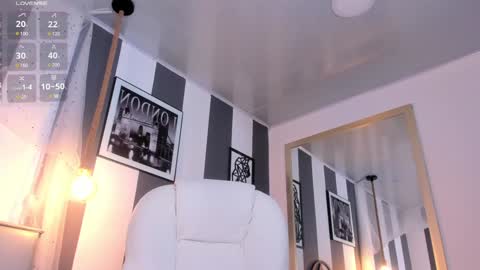 Snapshot of salome__evans chatting on January 29, 2025, 3:47 pm salome__evans online show from January 29, 2025, 3:47 pm