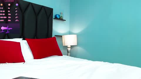 Snapshot of salome_adams1 chatting on January 15, 2025, 12:47 pm online show from January 15, 2025, 12:47 pm