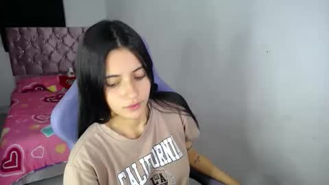 Snapshot of salome_fox4 chatting on October 25, 2025, 12:40 am salome online show from October 25, 2025, 12:40 am