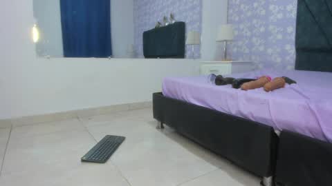 Snapshot of salome_simonz chatting on April 16, 2026, 9:39 pm salome_simonz online show from April 16, 2026, 9:39 pm