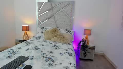 Snapshot of salomedyla chatting on February 20, 2025, 1:25 am salomedyla online show from February 20, 2025, 1:25 am