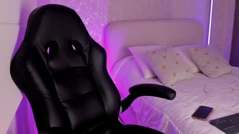 salo online show from February 4, 2025, 3:00 am