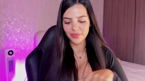 salo online show from February 20, 2025, 6:39 am