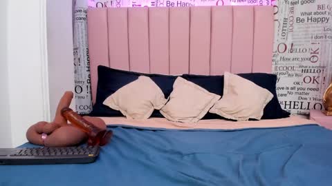 Snapshot of salomee_foxx_ chatting on December 7, 2024, 11:45 pm Salome online show from December 7, 2024, 11:45 pm