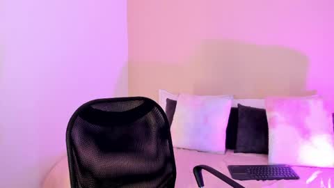 Snapshot of salomesimos1 chatting on May 8, 2026, 11:10 pm Salome online show from May 8, 2026, 11:10 pm