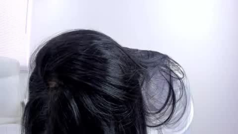 Salomme Cruz online show from January 23, 2025, 7:18 pm