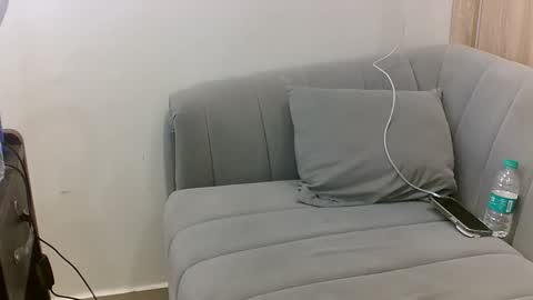 saloni_india online show from April 11, 2026, 5:28 pm