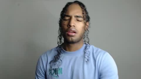 Snapshot of salvatore_amator chatting on November 23, 2025, 10:42 pm salvatore_amator online show from November 23, 2025, 10:42 pm