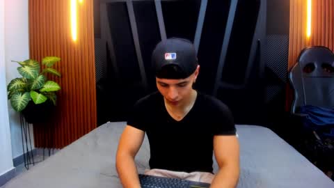 SALVATORE online show from January 23, 2025, 8:13 pm