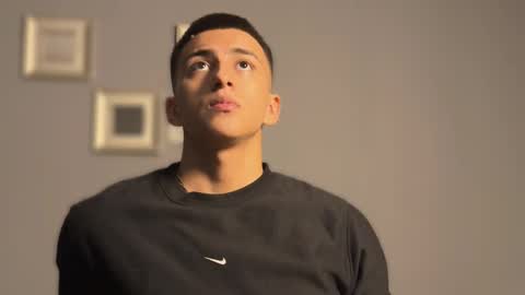 Salvatore online show from November 22, 2025, 6:01 am