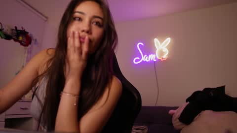 Snapshot of sam01___ chatting on January 28, 2025, 2:11 am Stefana or Samchispas online show from January 28, 2025, 2:11 am