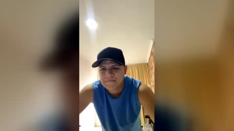 Snapshot of sam544469 chatting on May 12, 2026, 6:49 pm sam544469 online show from May 12, 2026, 6:49 pm