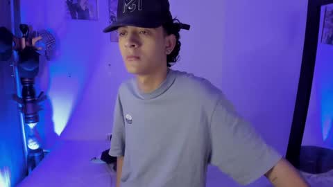 sam__cute online show from January 16, 2025, 1:06 am