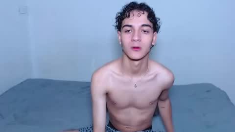 sam__cute online show from November 11, 2025, 6:46 am