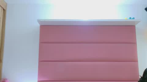 sam_and_lisa_ online show from November 6, 2025, 12:44 am