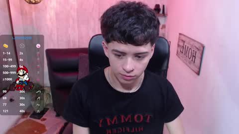 Snapshot of sam_daves chatting on February 25, 2025, 1:17 pm Sam online show from February 25, 2025, 1:17 pm