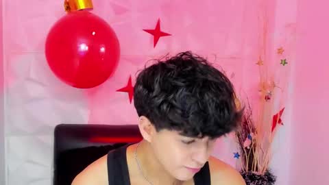 Snapshot of sam_daves_ chatting on December 22, 2025, 12:57 pm Sam online show from December 22, 2025, 12:57 pm