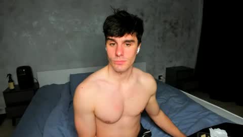 BACK IN 2 WEEKS online show from May 20, 2026, 9:43 pm