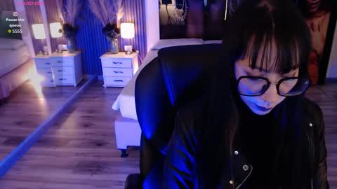 SAM MANSON online show from November 27, 2025, 9:28 pm