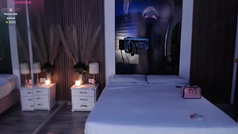 SAM MANSON online show from December 22, 2025, 1:08 pm