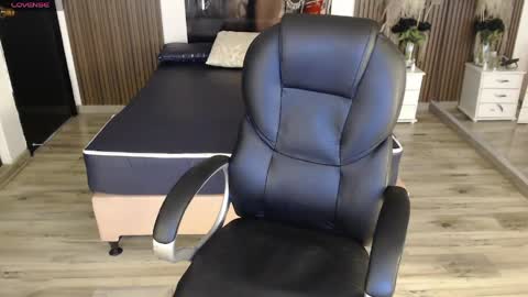 Snapshot of sam_mansson66 chatting on April 15, 2026, 12:12 pm SAM MANSON online show from April 15, 2026, 12:12 pm