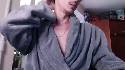 sam_skywalker online show from May 27, 2026, 6:10 am