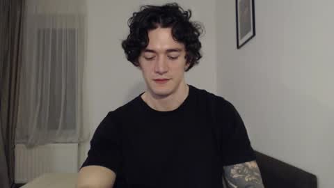 Sam online show from December 19, 2025, 1:23 am