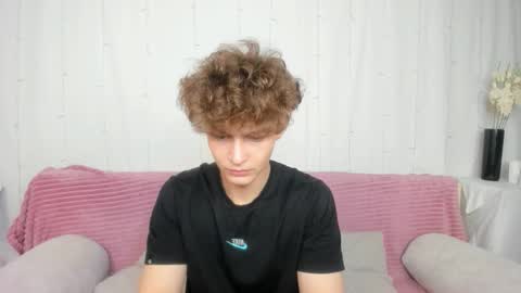 Sam online show from October 21, 2025, 12:39 pm