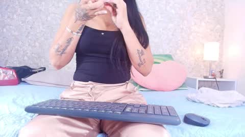 Samanta online show from November 27, 2025, 11:56 am