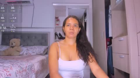 Snapshot of samanta_65 chatting on February 12, 2025, 1:30 am carolina online show from February 12, 2025, 1:30 am