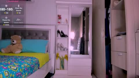 Snapshot of samanta_65 chatting on October 9, 2025, 1:36 am carolina online show from October 9, 2025, 1:36 am