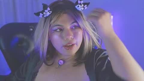 SAMANTA online show from September 15, 2025, 11:49 pm