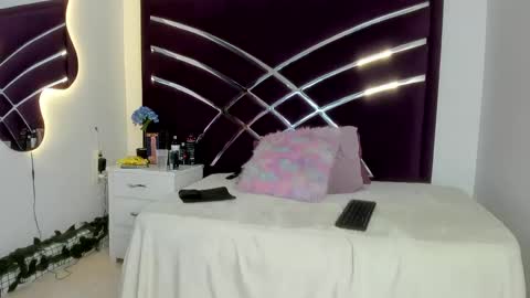 samantaht online show from February 7, 2025, 9:15 pm