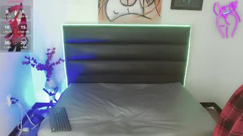samantha__paez online show from May 18, 2026, 7:31 pm