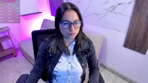 Snapshot of samantha__wilson chatting on June 15, 2026, 2:52 pm Samantha online show from June 15, 2026, 2:52 pm
