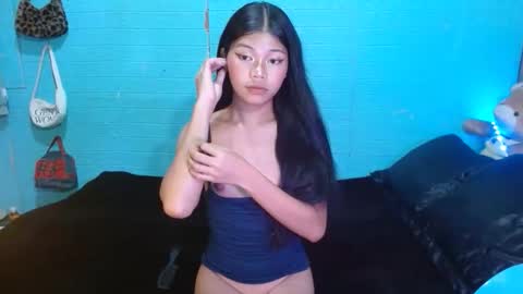 samantha_clariss online show from October 23, 2025, 7:29 am