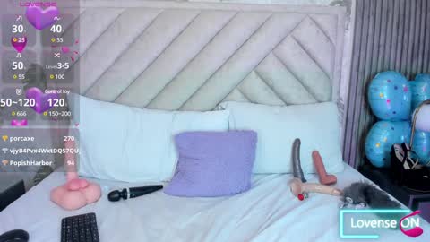 Snapshot of samantha_duque11 chatting on January 7, 2025, 7:42 am Samantha online show from January 7, 2025, 7:42 am