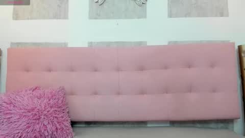    online show from October 16, 2025, 11:22 am