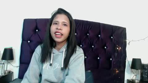 Snapshot of samantha_fox_squirt chatting on December 29, 2024, 10:57 pm lizzy online show from December 29, 2024, 10:57 pm