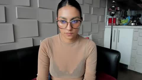 Samantha online show from January 16, 2025, 7:10 pm