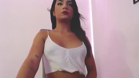 Snapshot of samantha_sweet30 chatting on January 15, 2025, 4:04 am Salome Vargas online show from January 15, 2025, 4:04 am