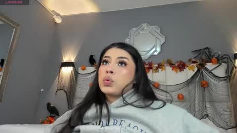  Samanthaa online show from October 21, 2025, 11:44 am