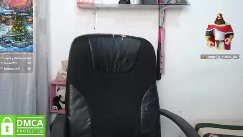 Snapshot of samanthaa_queen chatting on January 9, 2025, 4:17 pm sam online show from January 9, 2025, 4:17 pm