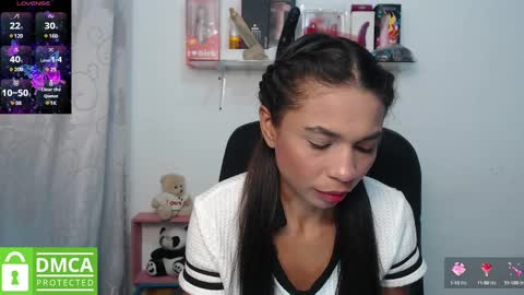 Snapshot of samanthaa_queen chatting on February 13, 2025, 11:17 am sam online show from February 13, 2025, 11:17 am