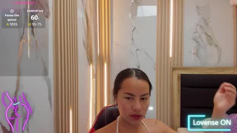 Snapshot of samanthabenet chatting on January 9, 2026, 12:19 pm online show from January 9, 2026, 12:19 pm