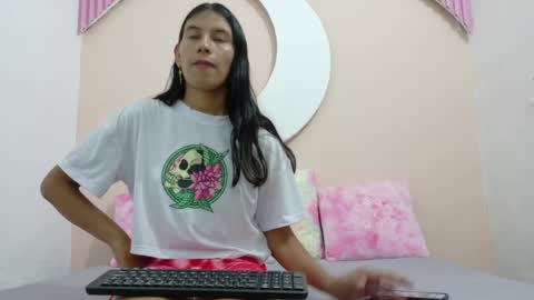samanthalaurent online show from May 28, 2026, 7:11 pm