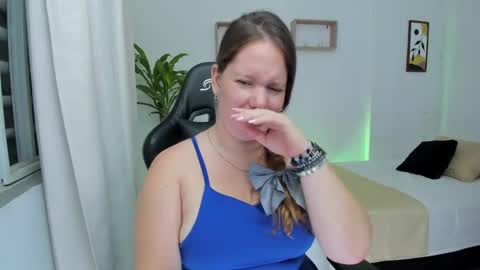 Snapshot of samanthaleon chatting on December 18, 2024, 1:37 am Samantha samy online show from December 18, 2024, 1:37 am